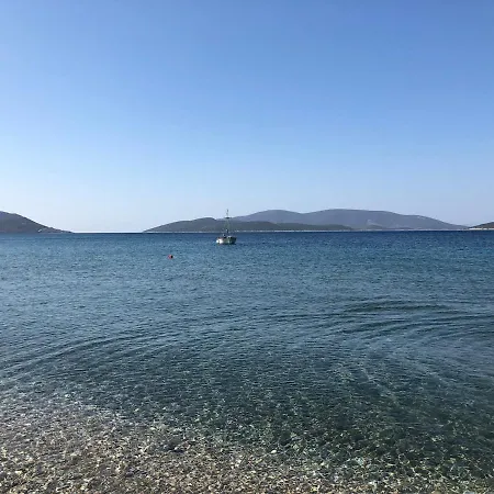 Poline S House With Garden & Sea In Zero Distance Kakogkioni